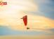 Rực đỏ lá Quốc kỳ Việt Nam tung bay trên bầu trời Đồ Sơn